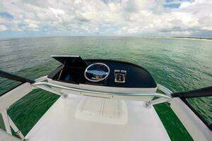 2017 Viking 66 Convertible thumbnail 40