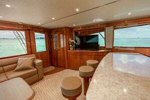 2017 Viking 66 Convertible thumbnail 12