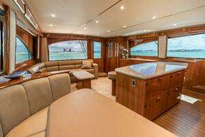 2017 Viking 66 Convertible thumbnail 11