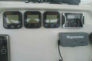 2013 Sailfish 270 CC thumbnail 8