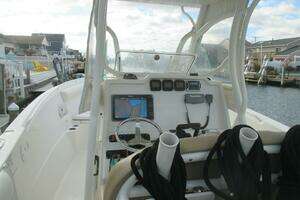 2013 Sailfish 270 CC thumbnail 17