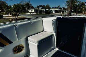 30ft Wellcraft Yacht For Sale