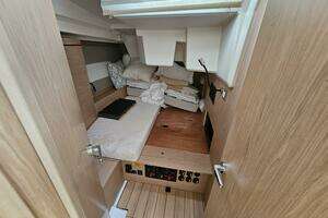 2019 Beneteau Oceanis 46.1 thumbnail 27