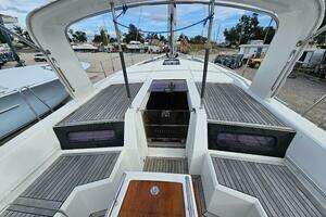 2019 Beneteau Oceanis 46.1 thumbnail 9