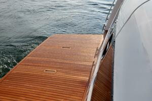58ft Absolute Yacht For Sale