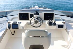 58ft Absolute Yacht For Sale