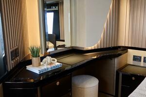 58ft Absolute Yacht For Sale
