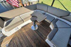 2015 Regal 53 Sport Coupe thumbnail 16