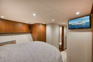 2016 Merritt 86' Enclosed Flybridge thumbnail 52