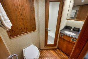2016 Merritt 86' Enclosed Flybridge thumbnail 61