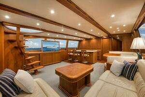 2016 Merritt 86' Enclosed Flybridge thumbnail 42