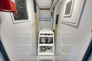 2016 Merritt 86' Enclosed Flybridge thumbnail 32