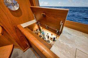 2016 Merritt 86' Enclosed Flybridge thumbnail 45