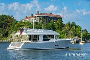 2027 Outback Yachts 50 thumbnail 1