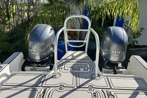 23ft World Cat Yacht For Sale