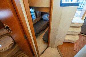 2013 Azimut 40 Flybridge thumbnail 21
