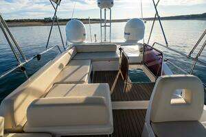 2013 Azimut 40 Flybridge thumbnail 61