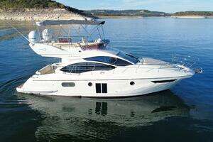 2013 Azimut 40 Flybridge thumbnail 12