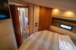 2013 Azimut 40 Flybridge thumbnail 50