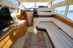 2013 Azimut 40 Flybridge thumbnail 23