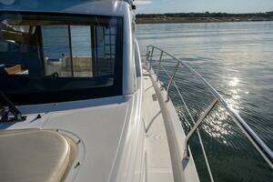 2013 Azimut 40 Flybridge thumbnail 87