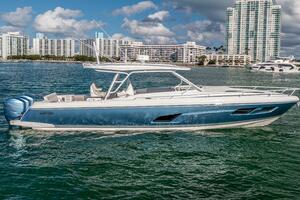 41ft Intrepid Yacht For Sale