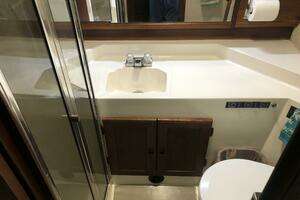 1985 Bayliner 4550 Motoryacht thumbnail 39