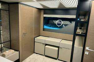2019 Ferretti Yachts Ferretti 780 thumbnail 17