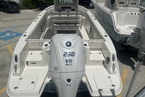 Photo 5524501 for 2026 Sailfish 232 CC  