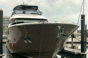 2012 Monte Carlo Yachts 76 thumbnail 5