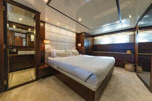 TAURO 85ft Sanlorenzo Yacht For Sale