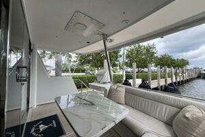  1998 Hatteras Motor Yacht Yacht For Sale in Fort Lauderdale FL