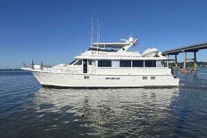  1998 Hatteras Motor Yacht Yacht For Sale in Fort Lauderdale FL