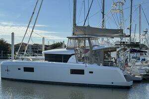 Cajun Me Crazy 2022 Lagoon  Yacht For Sale in Kemah TX