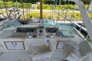 1976 Bertram Flybridge MY thumbnail 41