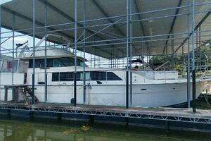 1976 Bertram Flybridge MY thumbnail 1