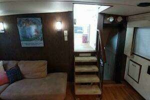1976 Bertram Flybridge MY thumbnail 6