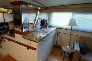 1976 Bertram Flybridge MY thumbnail 8