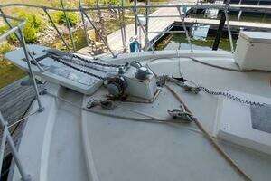 1976 Bertram Flybridge MY thumbnail 46
