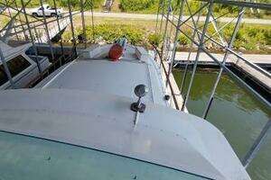 1976 Bertram Flybridge MY thumbnail 43