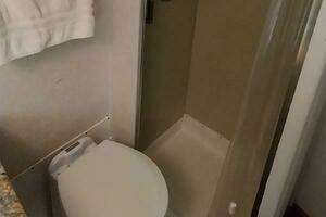 1976 Bertram Flybridge MY thumbnail 21