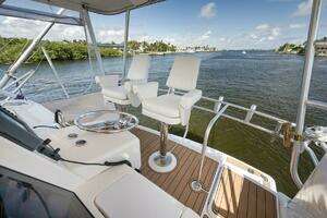 2015 Tiara Yachts Tiara 390 Convertible thumbnail 16