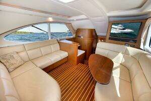 2015 Tiara Yachts Tiara 390 Convertible thumbnail 19
