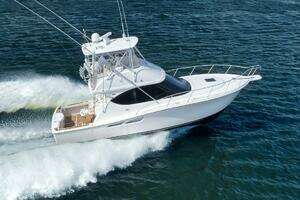 2015 Tiara Yachts Tiara 390 Convertible thumbnail 5