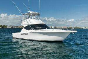 2015 Tiara Yachts Tiara 390 Convertible thumbnail 8