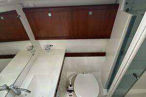 2007 Beneteau 49 thumbnail 25