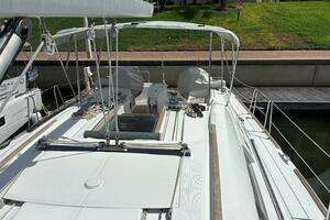 2007 Beneteau 49 thumbnail 18
