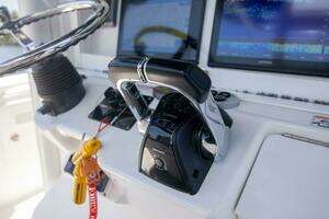 2009 Everglades 350CC thumbnail 29