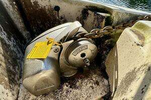 2004 Rinker 342 Fiesta Vee thumbnail 35