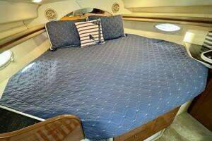 2004 Rinker 342 Fiesta Vee thumbnail 52